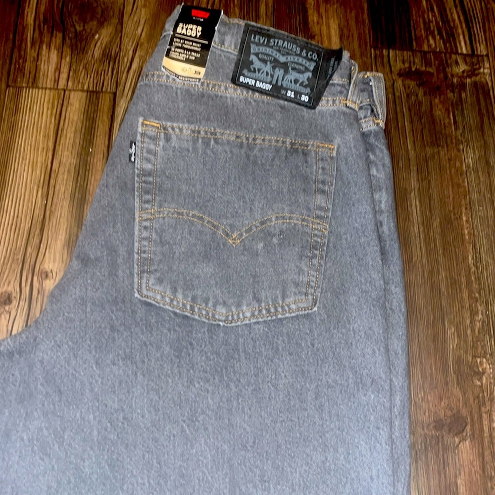 (BRAND NEW W/ TAGS) LEVIS | SUPER BAGGY | ADJUSTABLE WAIST